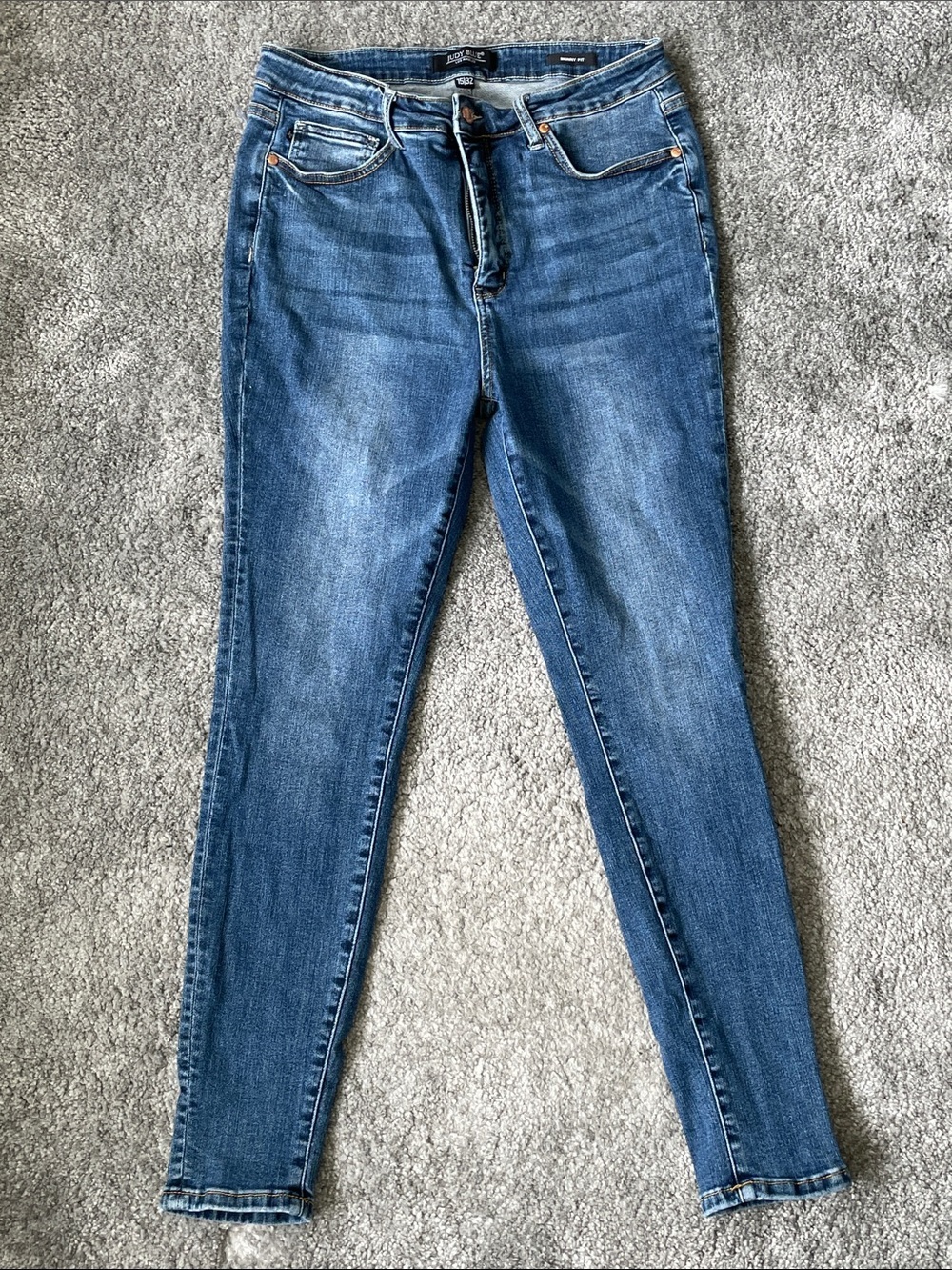EC Judy Blue Skinny Fit Medium Wash Jeans - Size 15/32